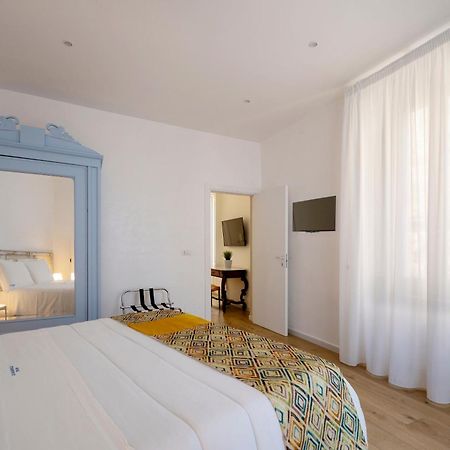 Vischi Apartment Trani By Le Marinelle Loc Turistica Buitenkant foto