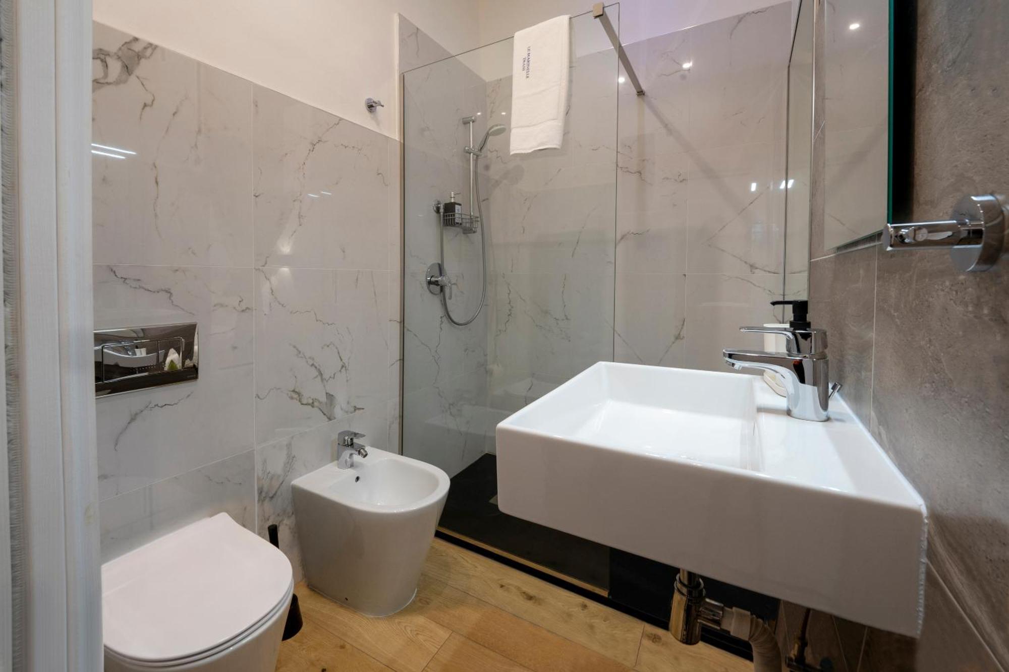 Vischi Apartment Trani By Le Marinelle Loc Turistica Buitenkant foto